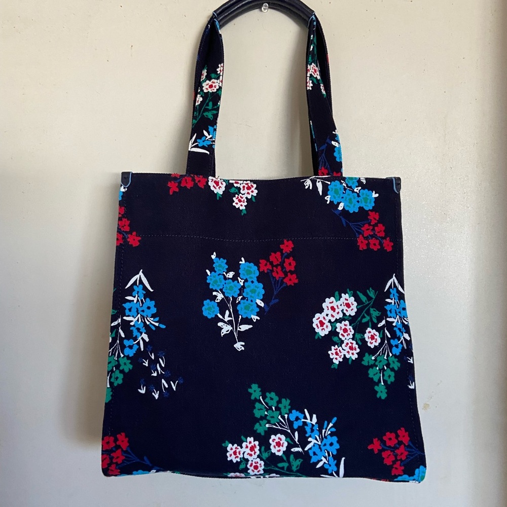 DraperJames Tote bag.